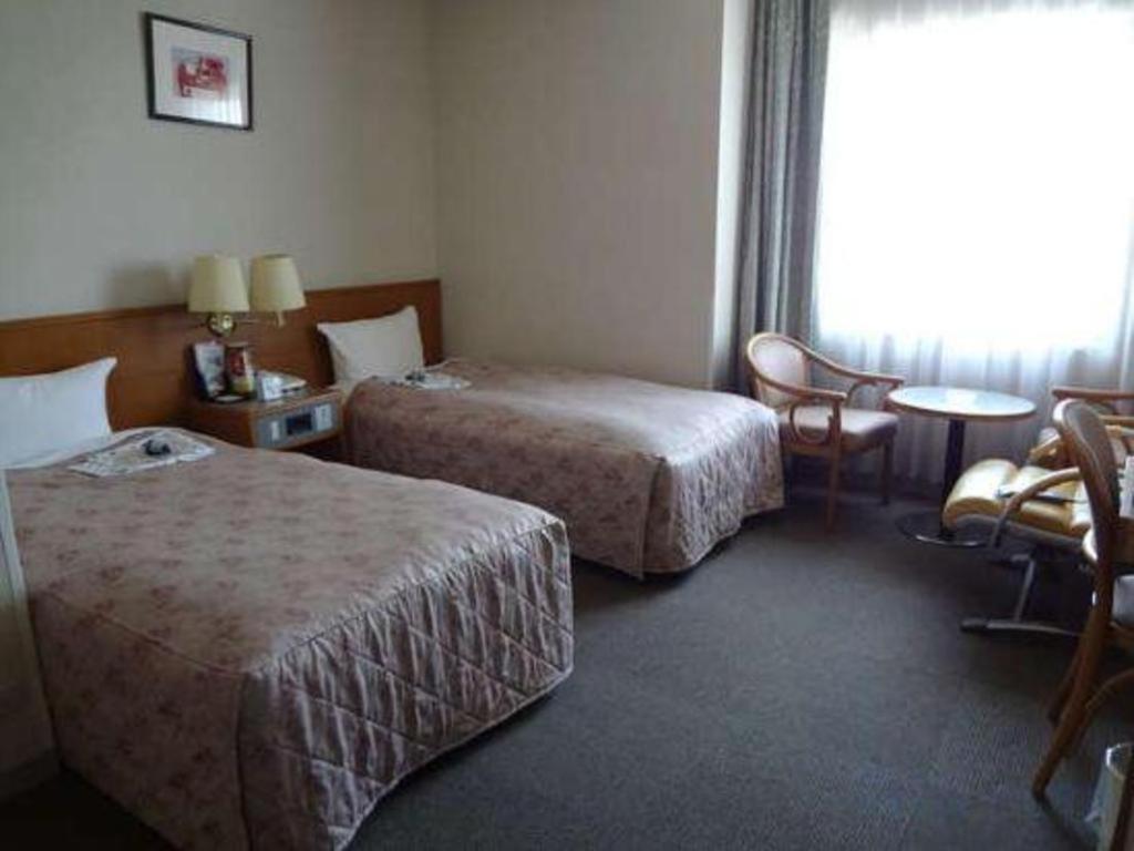 Pearl Hotel Ota Isesaki Екстериор снимка