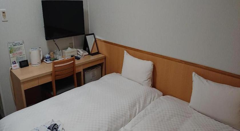Pearl Hotel Ota Isesaki Екстериор снимка